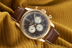 Breitling Navitimer chronograph 18 ct gold automatic Kal. B01 Ref. RB0117