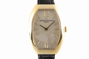 Vacheron & Constantin gerie 18 ct gold quartz Kal. 1202 Ref. 25040/000J