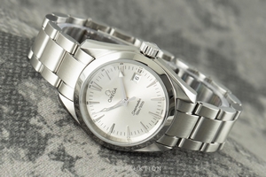 Omega Seamaster steel quartz Kal. 1424 Ref. 2577.30.00