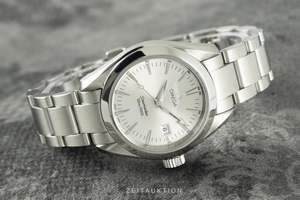 Omega Seamaster steel quartz Kal. 1424 Ref. 2577.30.00