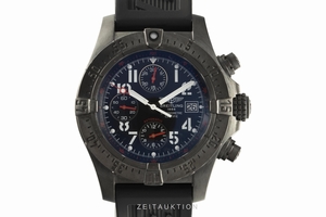 Breitling Avenger Skyland automatic M13380