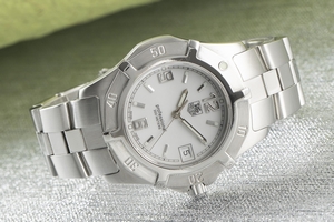Tag Heuer Professional steel quartz Ref. WN1111
