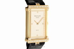 Patek Philippe Les Grecques 18 ct gold manual winding Kal. 177 Ref. 3776