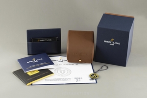 Breitling Avenger chronograph breitlight automatic Kal. B01 Ref. XB0170