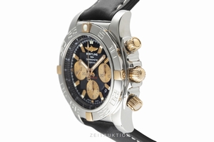 Breitling Chronomat 44 chronograph steel / gold automatic Kal. B01 Ref. IB0110