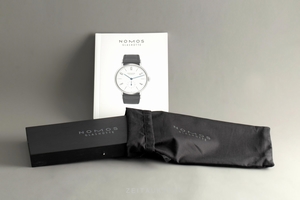 Nomos Tangente manual winding 