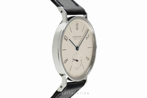 Nomos Tangente manual winding 