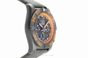 Breitling Chronomat 44 chronograph steel automatic Kal. B01 Ref. MB0111