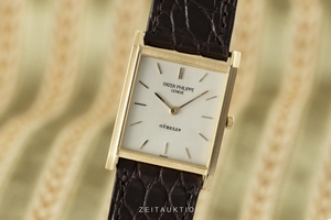 Patek Philippe Gondolo 18 ct gold manual winding Kal. 23-300 Ref. 3519