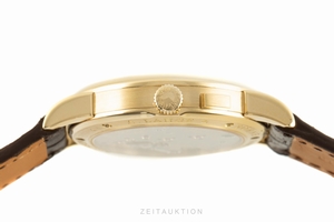 A. Lange & Sohne Saxonia 18 ct gold manual winding Kal. L941.3 Ref. 105.021