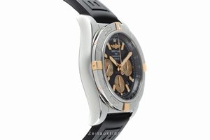 Breitling Chronomat 44 chronograph steel / gold automatic Kal. B01 Ref. IB0110