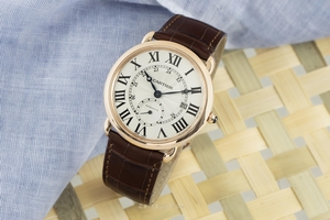 Cartier Ronde Louis 18 ct red gold automatic Kal. 1904-PS Ref. W6801005