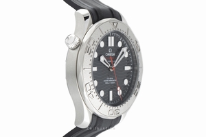 Omega Seamaster steel / titanium automatic Kal. 8806 Ref. 210.32.42.20.01.002