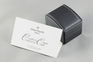 Patek Philippe Calatrava 18 ct gold manual winding Kal. 215 Ref. 5196J-001
