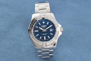Breitling Avenger II GMT steel automatic Kal. B32 Ref. A32395101C1A1