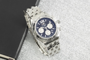 Breitling Windrider chronograph steel quartz Kal. B69 Ref. A69048