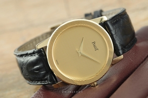 Piaget Tradition 18 ct gold quartz Kal. 19P Ref. 17864