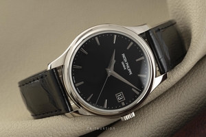 Patek Philippe Calatrava 18 ct white gold automatic Kal. 324 SC Ref. 5227G-010