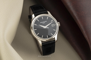 Patek Philippe Calatrava 18 ct white gold automatic Kal. 324 SC Ref. 5227G-010