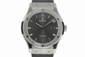Hublot Classic Fusion titanium automatic Kal. HUB11 Ref. 542.NX.7071.LR