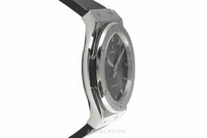 Hublot Classic Fusion titanium automatic Kal. HUB11 Ref. 542.NX.7071.LR