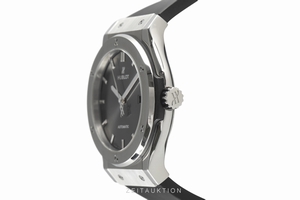 Hublot Classic Fusion titanium automatic Kal. HUB11 Ref. 542.NX.7071.LR