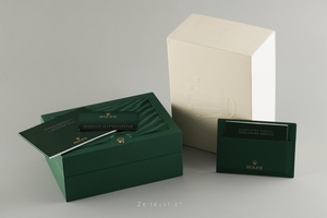 Rolex Submariner steel automatic Ref. 126610LV