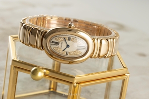 Cartier Baignoire 18 ct gold quartz Kal. 057 Ref. 1950