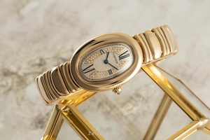 Cartier Baignoire 18 ct gold quartz Kal. 057 Ref. 1950