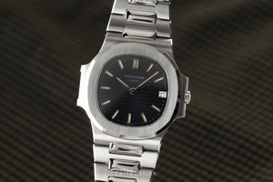 Patek Philippe Nautilus steel automatic Kal. 335 SC Ref. 3800/001