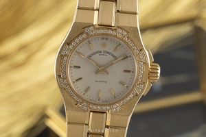 Vacheron & Constantin Overseas 18 ct gold quartz Kal. 1016 Ref. 12050