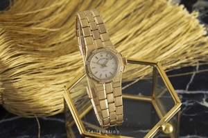 Vacheron & Constantin Overseas 18 ct gold quartz Kal. 1016 Ref. 12050