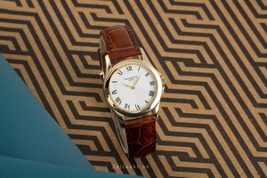 Patek Philippe Calatrava 18 ct gold manual winding Kal. 16-250/107 Ref. 4905
