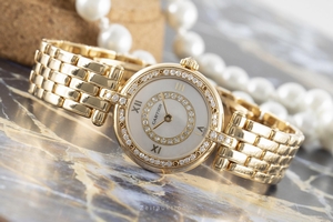 Cartier Panthere 18 ct gold quartz Kal. 66 Ref. 6692