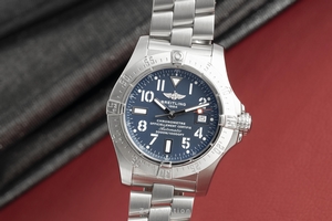 Breitling Avenger Seawolf steel automatic Ref. A17330