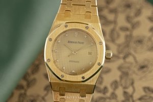 Audemars Piguet Royal Oak 18 ct gold automatic Kal. 2140 Ref. 15000BA.OO.789BA.05
