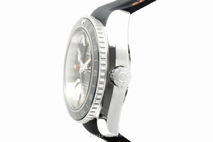 Omega Seamaster steel automatic Kal. 8605 Ref. 232.32.44.22.01.002