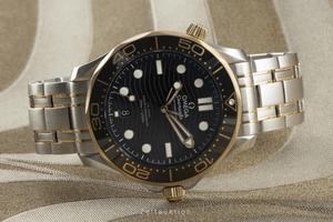 Omega Seamaster steel / gold automatic Kal. 8800 Ref. 210.22.42.20.01.001