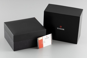 Tudor Heritage Black Bay bronze automatic Kal. MT5601 Ref. 79250BM
