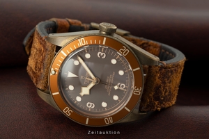 Tudor Heritage Black Bay bronze automatic Kal. MT5601 Ref. 79250BM