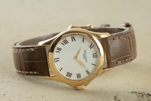 Patek Philippe Calatrava 18 ct gold manual winding Kal. 16-250/107 Ref. 4905