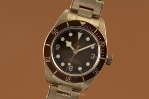 Tudor Black Bay bronze automatic Kal. MT5400 Ref. 79012M