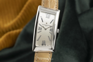 Vacheron & Constantin Asymmetric 18 ct white gold quartz Kal. 1202 Ref. 25010
