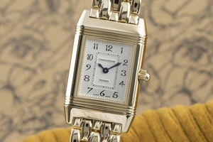 Jaeger-LeCoultre Reverso 18 ct gold manual winding Ref. 266.1.44