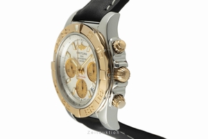 Breitling Chronomat 41 chronograph steel / gold automatic Kal. B01 Ref. CB0140