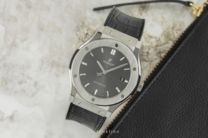 Hublot Classic Fusion titanium automatic Ref. 511.NX.7071.LR