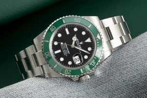 Rolex Submariner steel automatic Kal. 3235 Ref. 126610LV