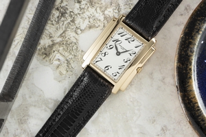 Patek Philippe Gondolo 18 ct gold quartz Kal. E15 Ref. 4824