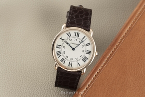 Cartier Ronde Louis 18 ct red gold manual winding Kal. 430MC Ref. 2889