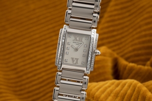 Patek Philippe Twenty 4  18 ct white gold quartz Kal. E15 Ref. 4908/20